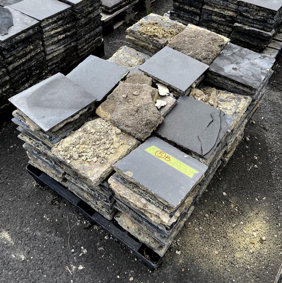 Very large set of approximately 100 m² of antique Belgian bluestone floor tiles Very large set of approximately 100 m² of antique Belgian bluestone floor tiles-5