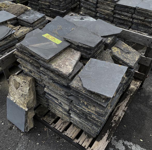 Very large set of approximately 100 m² of antique Belgian bluestone floor tiles Very large set of approximately 100 m² of antique Belgian bluestone floor tiles-6