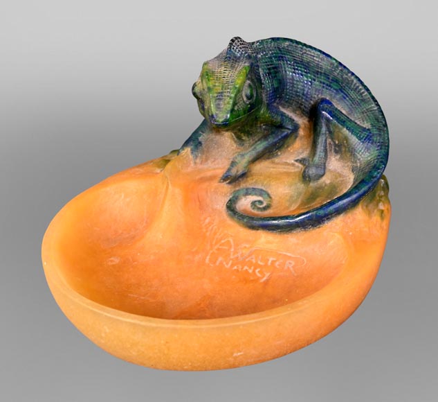 WALTER Amalric & BERGÉ Henri — Pâte de verre dish with chameleon-0