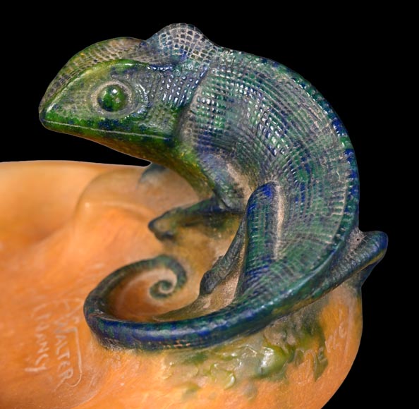 WALTER Amalric & BERGÉ Henri — Pâte de verre dish with chameleon-8