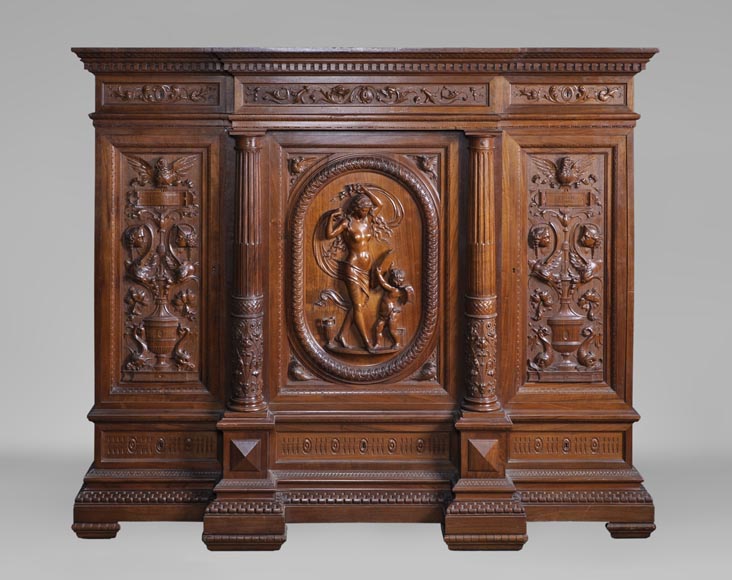 Egisto GAJANI - Very beautiful Neo-Renaissance style carved walnut