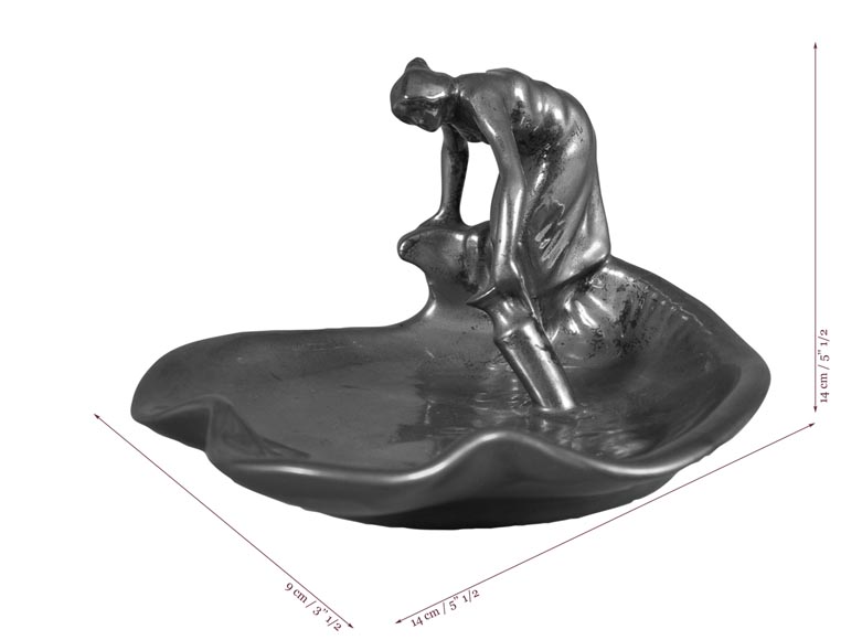 ZSOLNAY Manufacture - "Young woman at the source", vide poche in iridescent ceramic-4