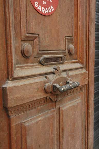 A pair of wooden monumental doors. -2