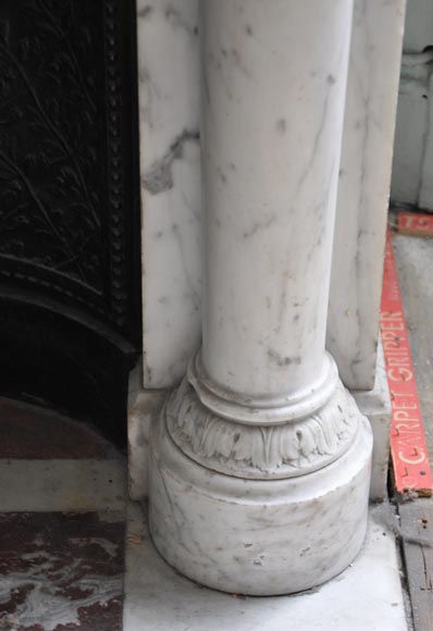 Rare antique Neo-Classical style fireplace with mask of Minerva decor