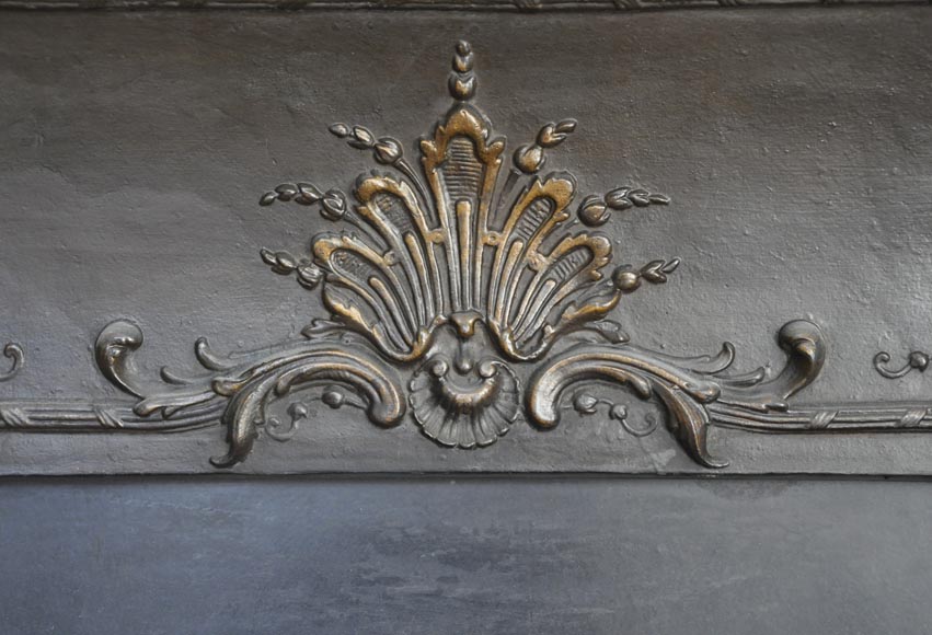 Beautiful antique Louis XIV style fireplace with acroterion in Sarrancolin Fantastico marble-7