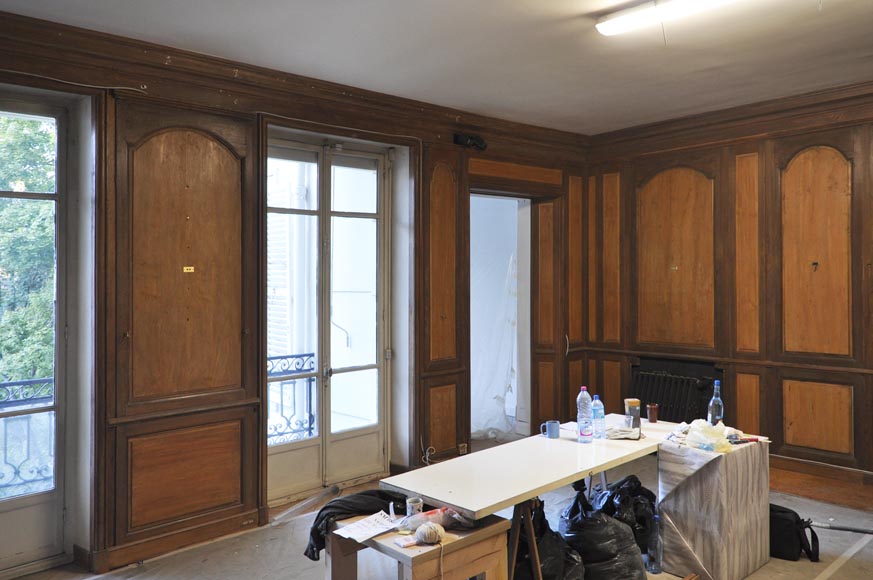 18th century oak and fir wood paneled room-5