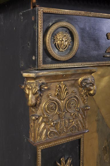 Antique Empire style fireplace with gilt bronze ornaments : 