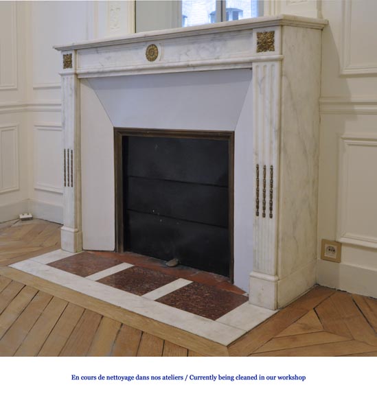 Antique Louis XVI style fireplace in white Carrara marble with gilt bronze ornaments-5