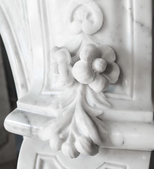 Highly sculpted Louis XV style fireplace in Carrara marble-11