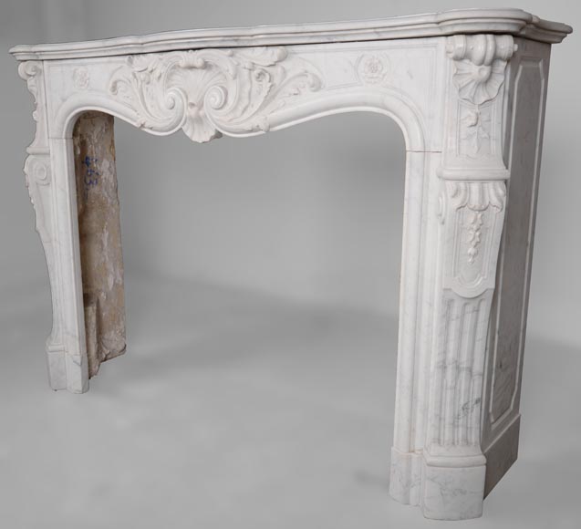 Beautiful antique mantel in the Louis XV style with carved shell in Carrara marble-9