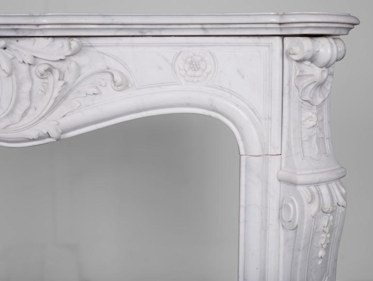 Beautiful antique mantel in the Louis XV style with carved shell in Carrara marble-10