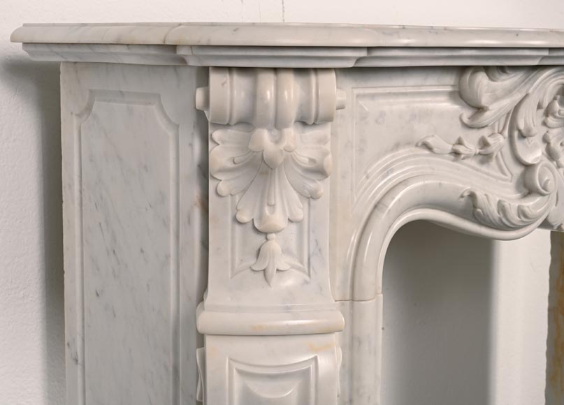Louis XV style mantel in Carrara marble decorated with palmettes-3