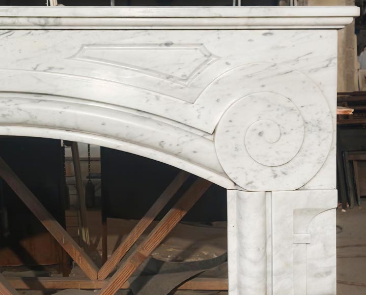 Louis XIV-style fireplace in Carrara marble with a rounded molding (boudin) Louis XIV-style fireplace in Carrara marble with a rounded molding (boudin)-7