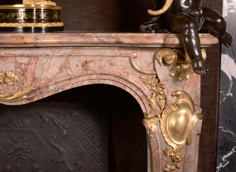 Alfred Emmanuel Beurdeley,Exceptional mantel made in Sarrancolin marble and gilt bronze for Cornelius II Vanderbilt, 1893-14