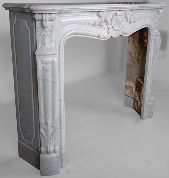 Louis XV style mantel in Carrara marble, acorn model-4