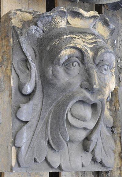 Series of sculpted face and decorative elements in Sun stone of the Ardennes, late 19th century-9