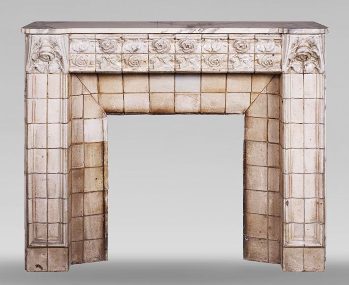 A. GENTIL and E. BOURDET (attributed to) - Antique Art Nouveau style fireplace in sandstone-0