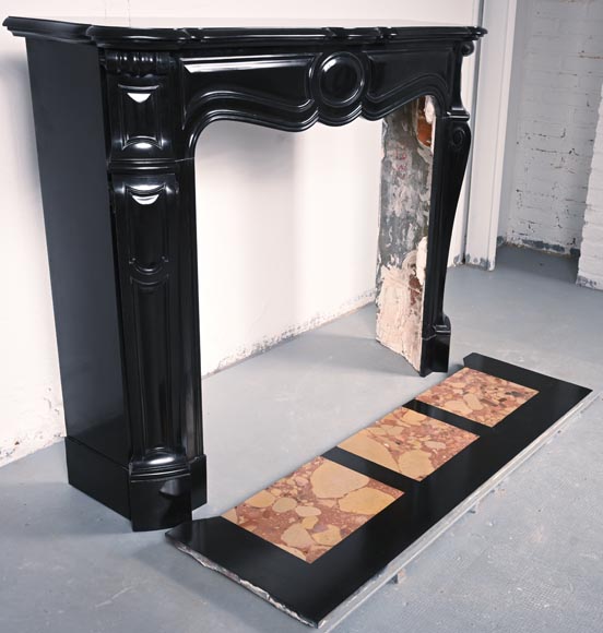 Louis XV style Pompadour mantel in black marble-2