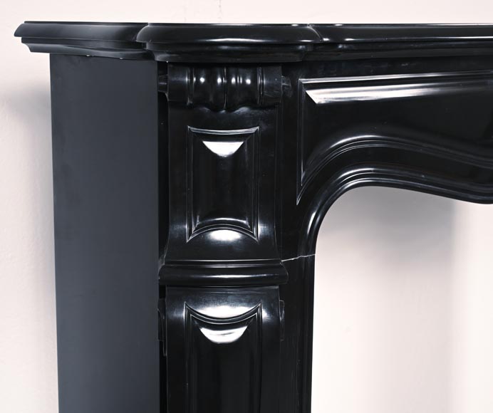 Louis XV style Pompadour mantel in black marble-3