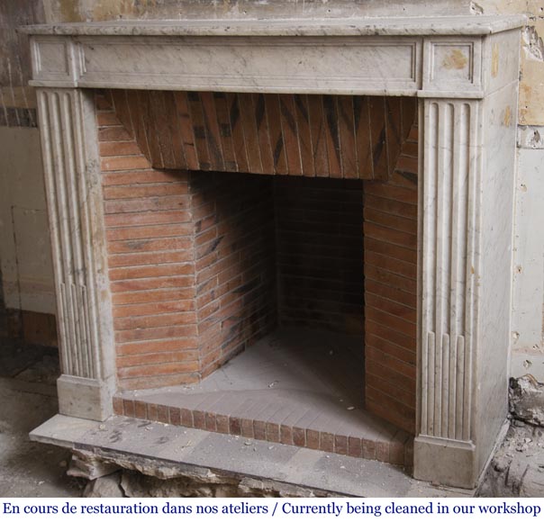 Antique Louis XVI period fireplace in Carrara marble-5