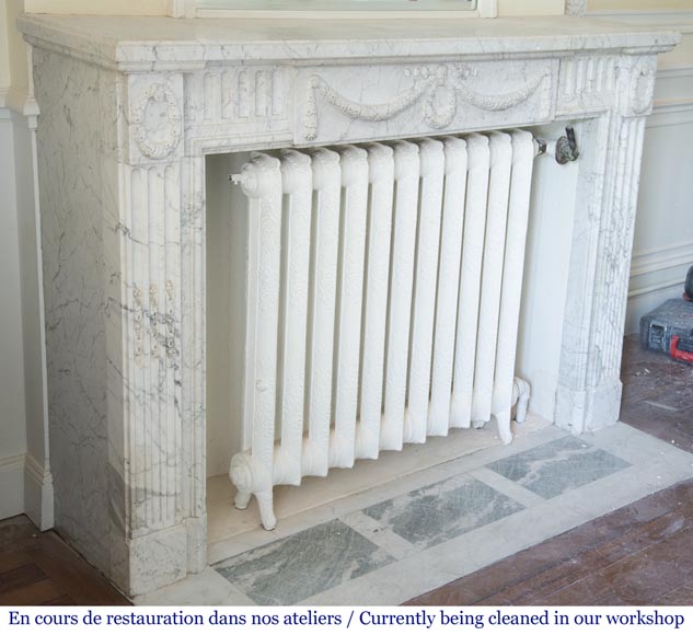 Antique Louis XVI style fireplace in Arabescato marble with garlands of laurel wreaths-2