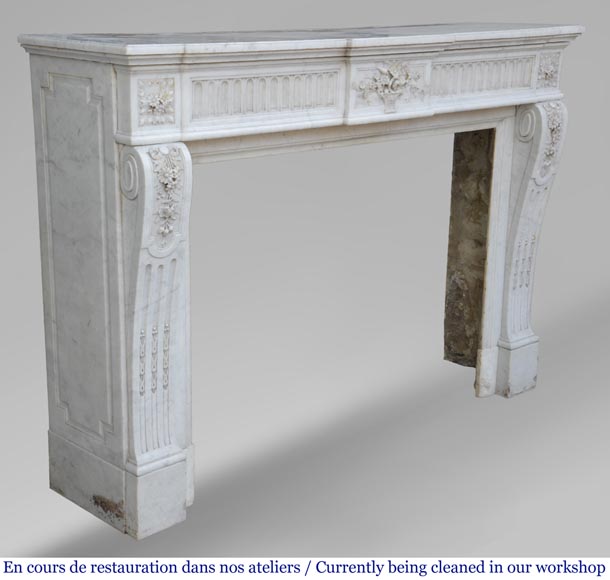 Antique Louis XVI style fireplace in Carrara marble with basket of flowers-5
