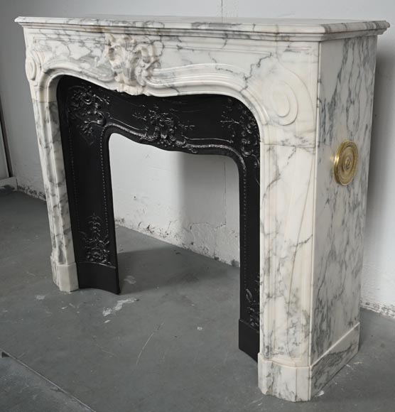 Regence style scrolled mantel carved in Arabescato marble-7