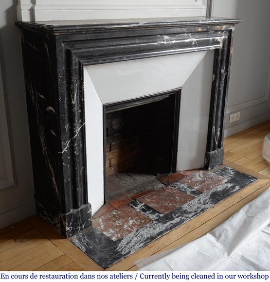 Antique Louis XIV style mantel in black Marquina marble.-2