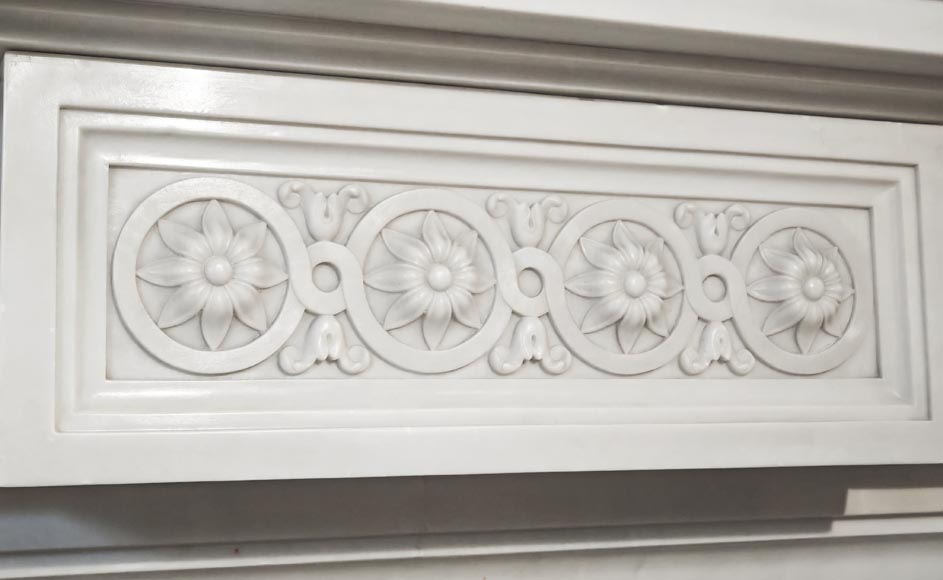 Large Louis XVI style Carrara marble fireplace, featuring fluting and garland ornamentation Large Louis XVI style Carrara marble fireplace, featuring fluting and garland ornamentation-2