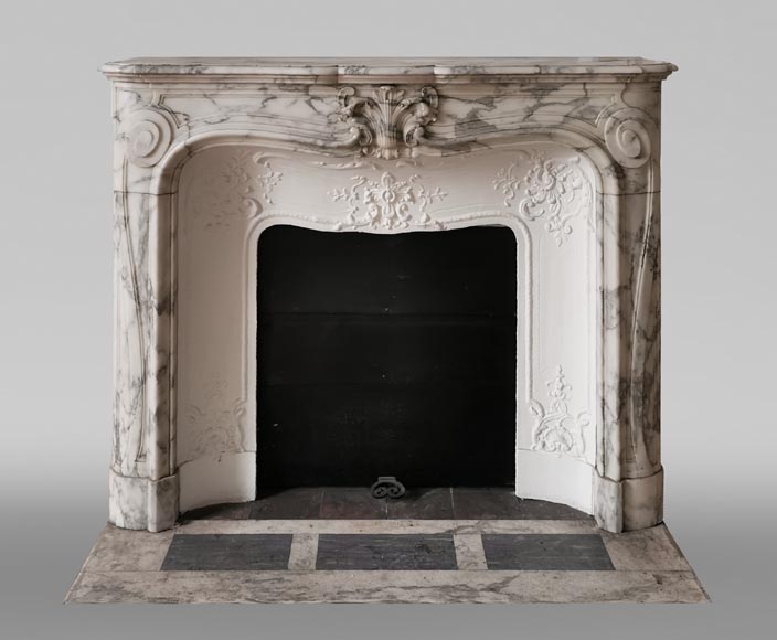 Antique Louis XV mantel in Arabescato marble, end of the 19th century-0