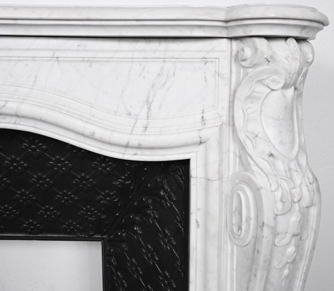 Louis XV-style Carrara marble fireplace, decorated with a palmette Louis XV-style Carrara marble fireplace, decorated with a palmette-8