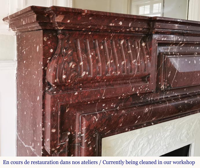 Important Louis XIV style mantel in red Griotte marble with accroterion and bolection -3