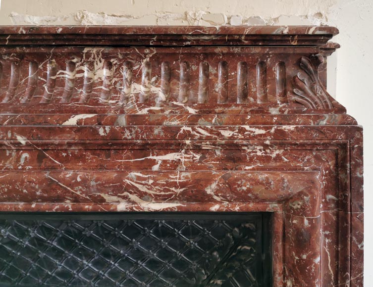 Antique Louis XIV mantel with accoterion in Rouge du Nord marble-6