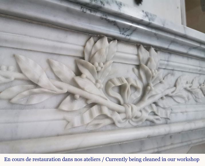 Antique Louis XVI fireplace made of Carrara marble with acanthus leaves-2