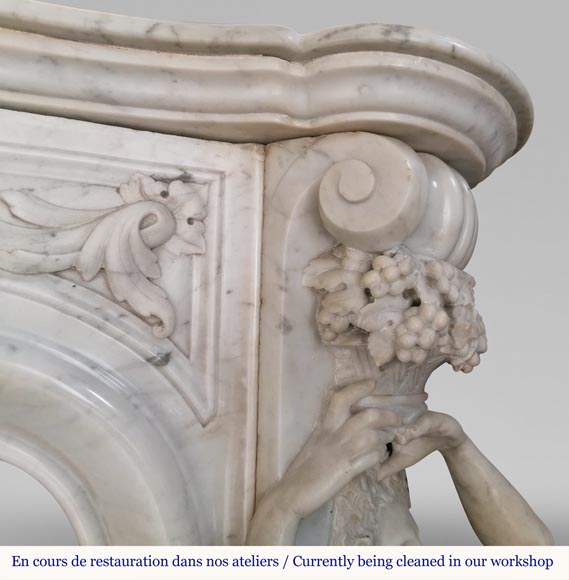 Rich and original Napoleon III fireplace in Carrara marble with caryatids and a man's profile-13