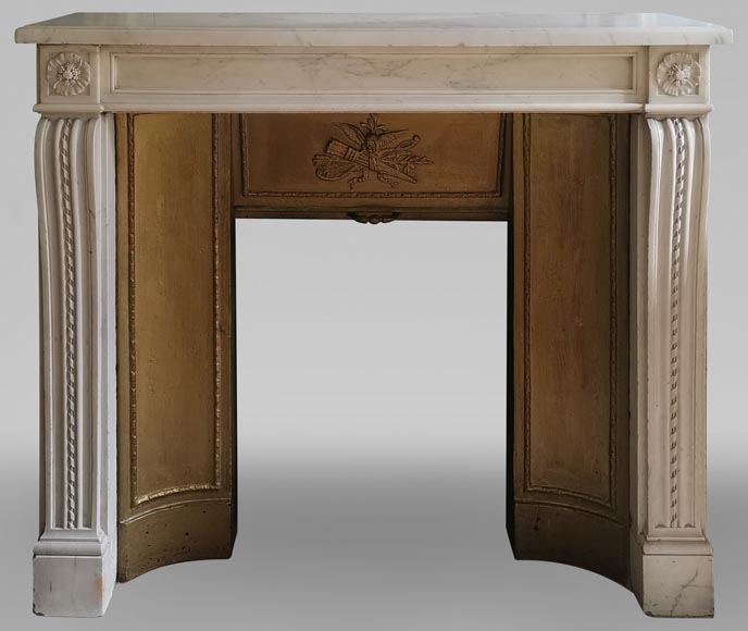 Louis XVI period mantel in statuary marble with poppies-0