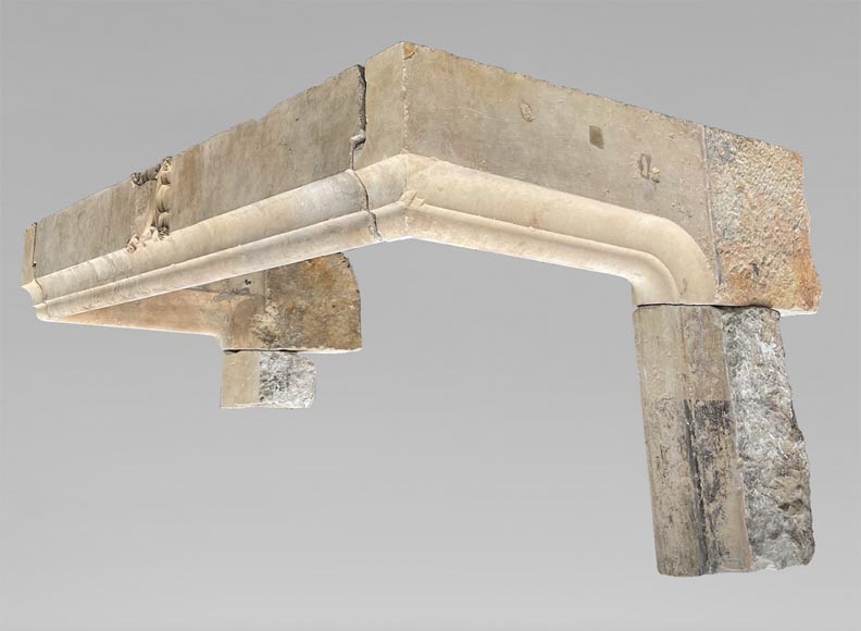 Important stone mantel from the 17th century-4