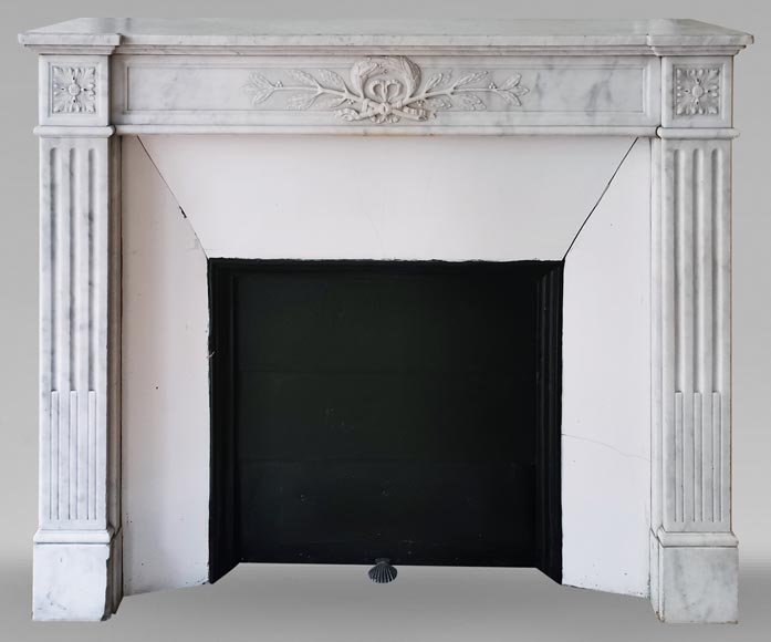 Louis XVI style fireplace in Carrara marble with a laurel crown-0
