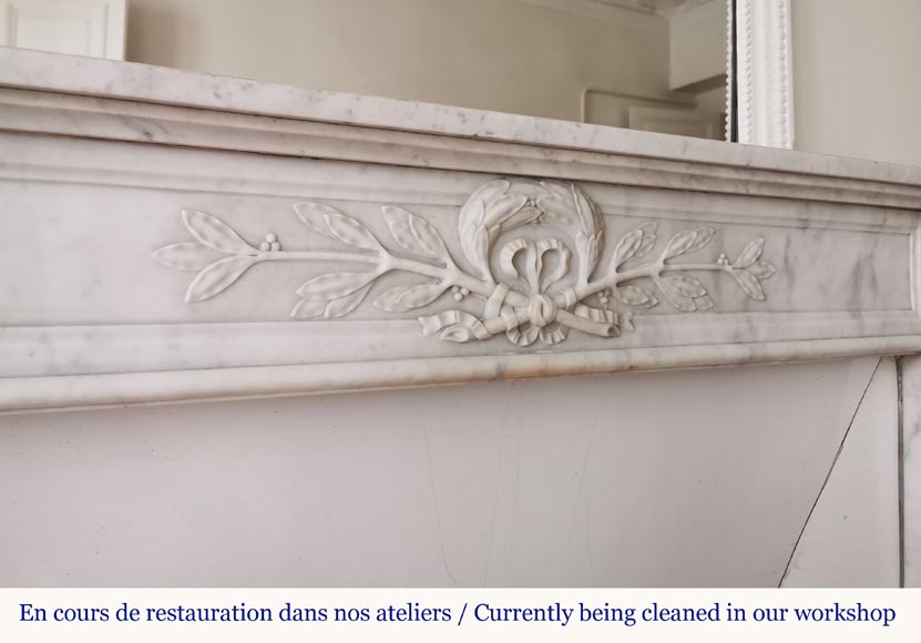 Louis XVI style fireplace in Carrara marble with a laurel crown-2