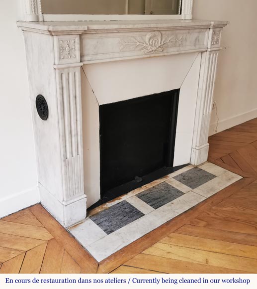 Louis XVI style fireplace in Carrara marble with a laurel crown-4