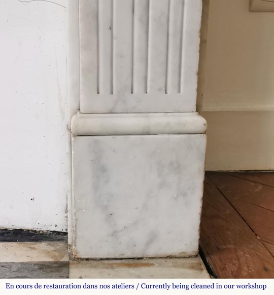 Louis XVI style fireplace in Carrara marble with a laurel crown-9