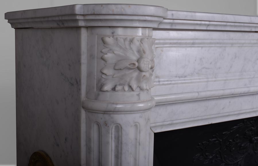 Louis XVI style mantel in Carrara marble with half columns-3