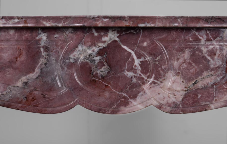 Small Pompadour mantel in Fleur de pêcher marble-1