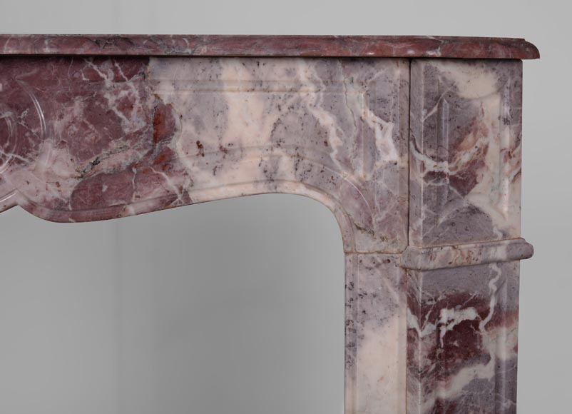 Small Pompadour mantel in Fleur de pêcher marble-6