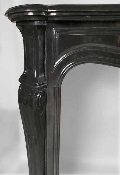 Pompadour mantel in Belgium black marble-3