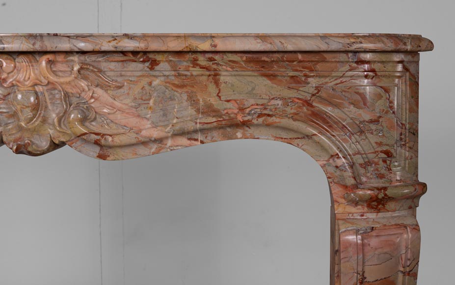 Beautiful Louis XV style mantel in Sarrancolin marble with a Rococo shell-8