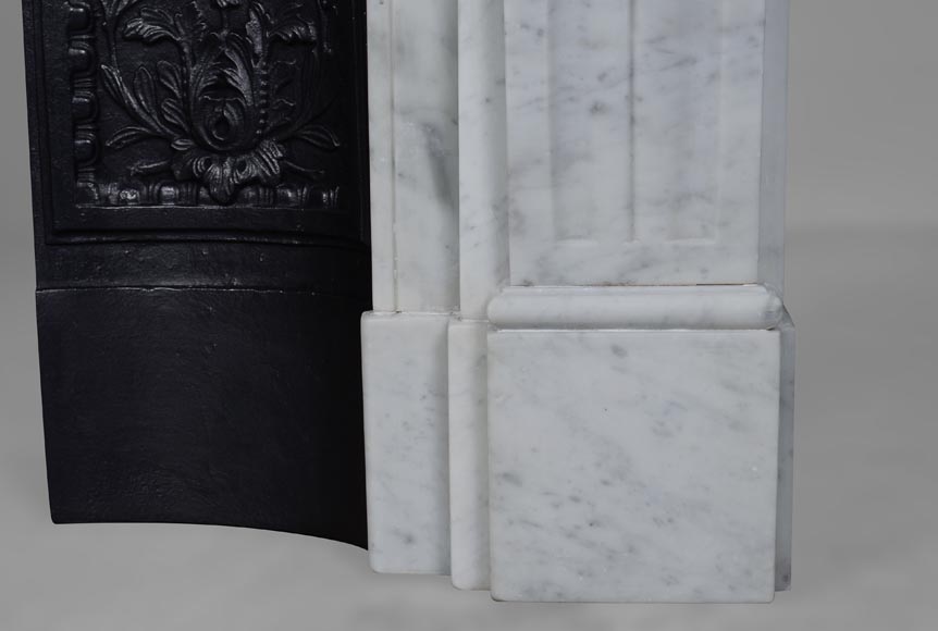 Louis XVI style mantel in Carrara marble with flutes-7