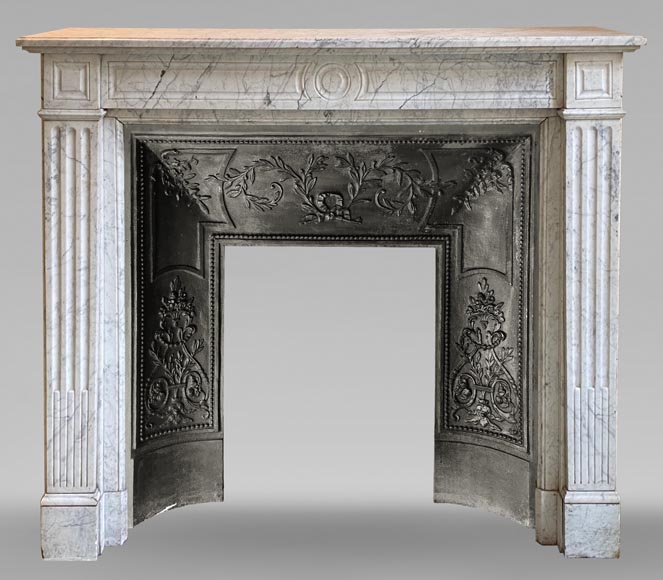 Small Louis XVI style fireplace in a very veined Carrara marble-0
