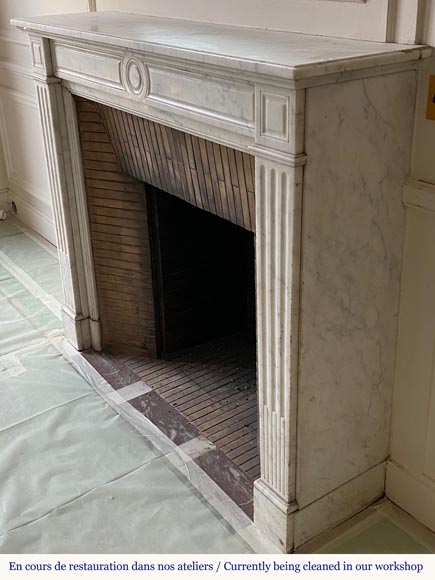 Small Louis XVI fireplace in Carrara marble-4