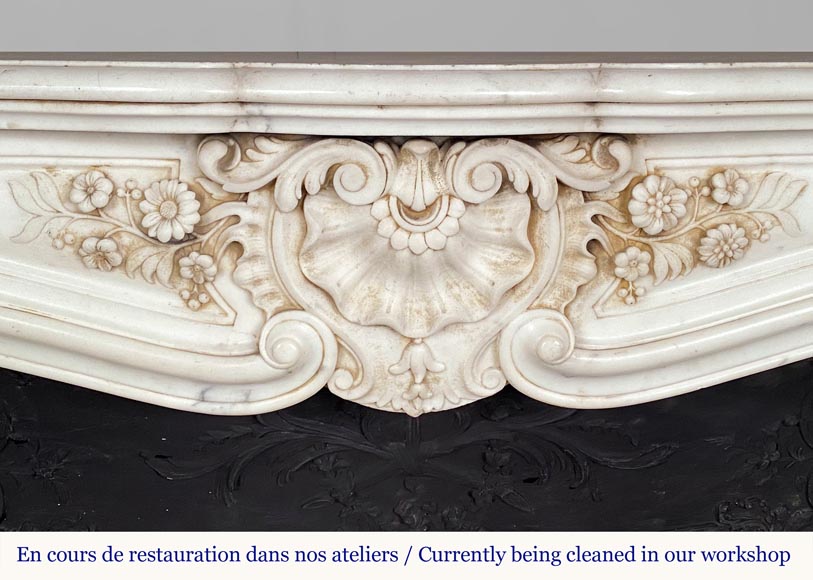 Riche Louis XV style fireplace in Carrara marble half statuary with shells and flowers-1